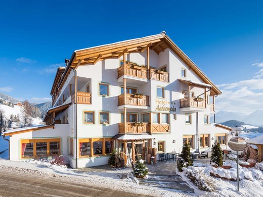 Hotel in Val Badia Hotel in Val Badia