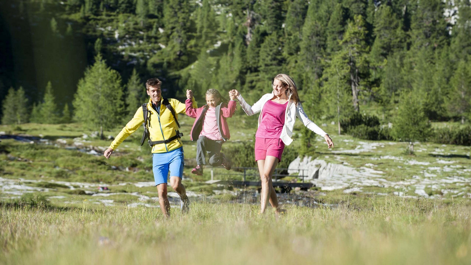 Dolomiten: Motorradtouren, Wanderungen und mehr Dolomiten: Motorradtouren, Wanderungen und mehr