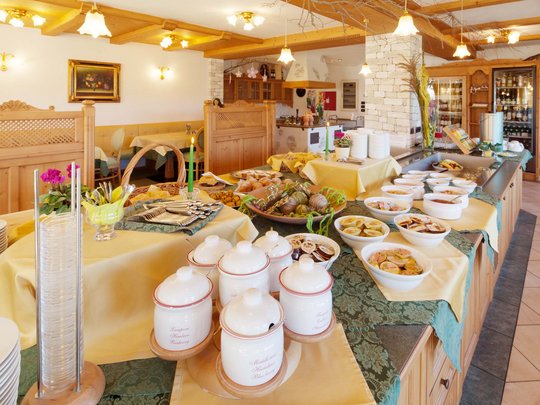 Hotel Antermoia – a mountain jewel Hotel Antermoia – a mountain jewel