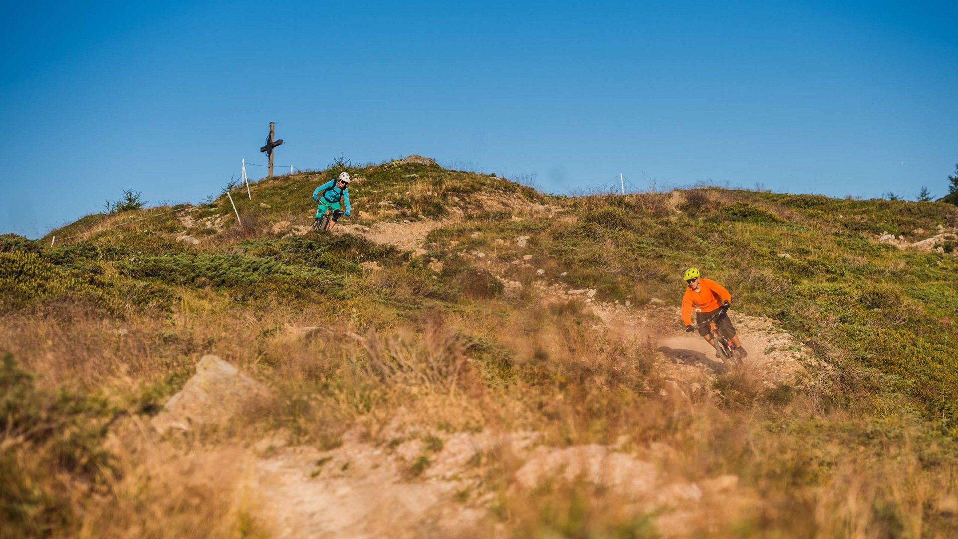 Sellaronda: E-Bike-Touren in den Dolomiten Sellaronda: E-Bike-Touren in den Dolomiten